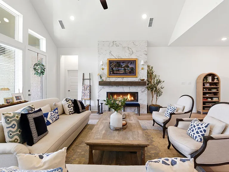 27927 Spring Falls Ct — Photo 16