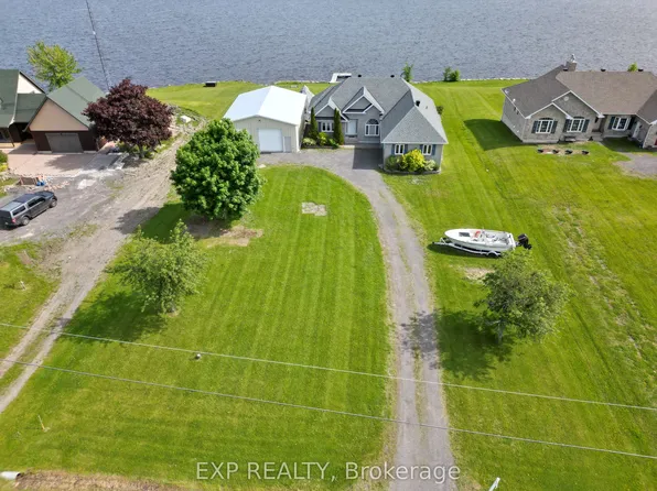 15 Haute Rive St, Alfred And Plantagenet, ON K0B 1J0