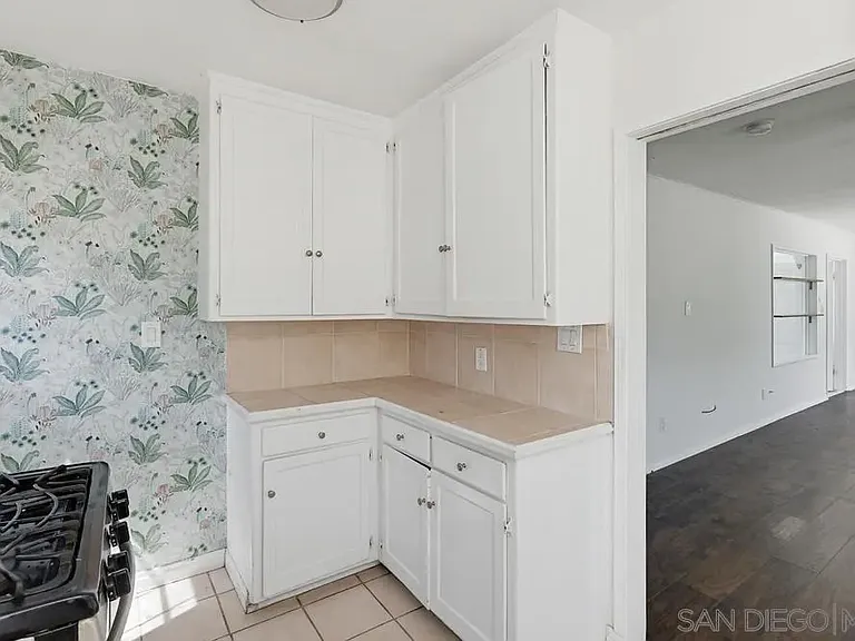 3328 Harbor View Dr — Photo 16