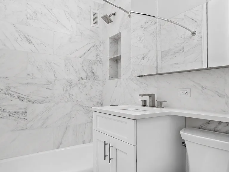 155 W 68th St #511 — Photo 7