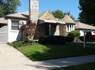17981 Elizabeth St, Roseville, MI