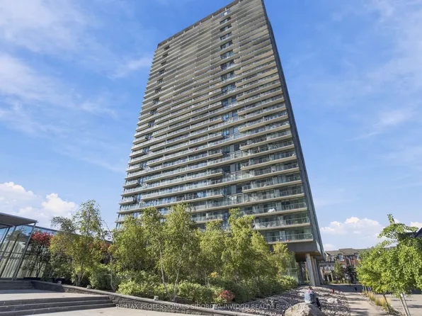 105 The Queensway, Toronto, ON