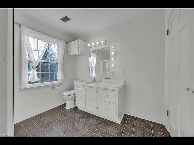 530 Laurel Mountain Rd #1 — Photo 16