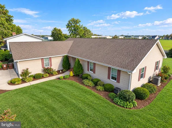803 Park Dr, Seaford, DE 19973