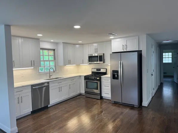 2395 Rhineland Ct, Atlanta, GA 30345