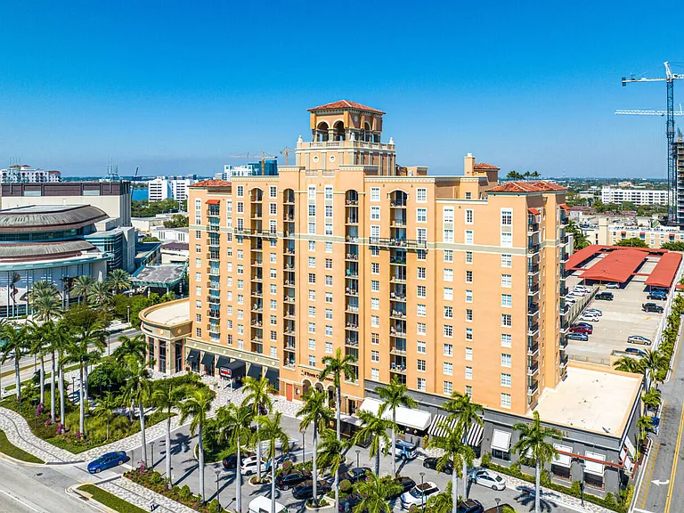 651 Okeechobee Blvd #1104 — Photo 29