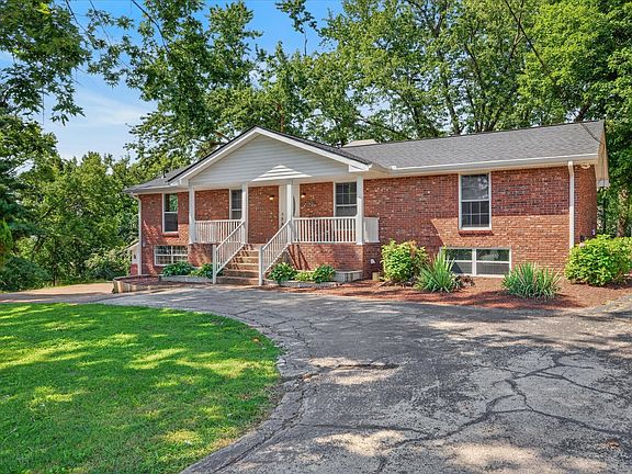 2nd image of 1105 Browndale Ct