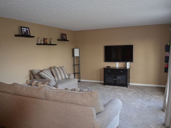 5th image of 5252 Stonehurst Dr