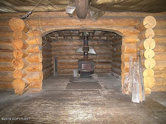 5th image of 1850 Bona St