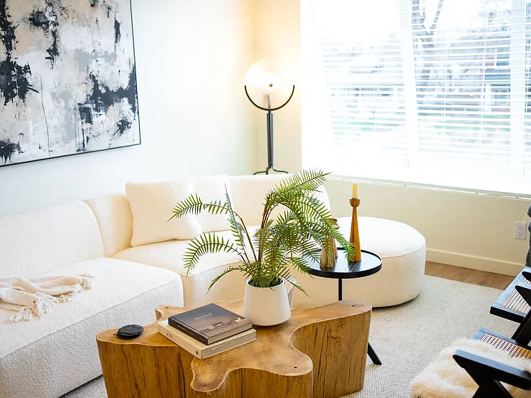 SoTro Apartments — Photo 34