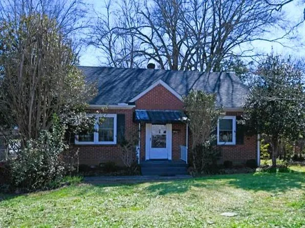 201 Bowles Ave, Greenwood, SC 29649