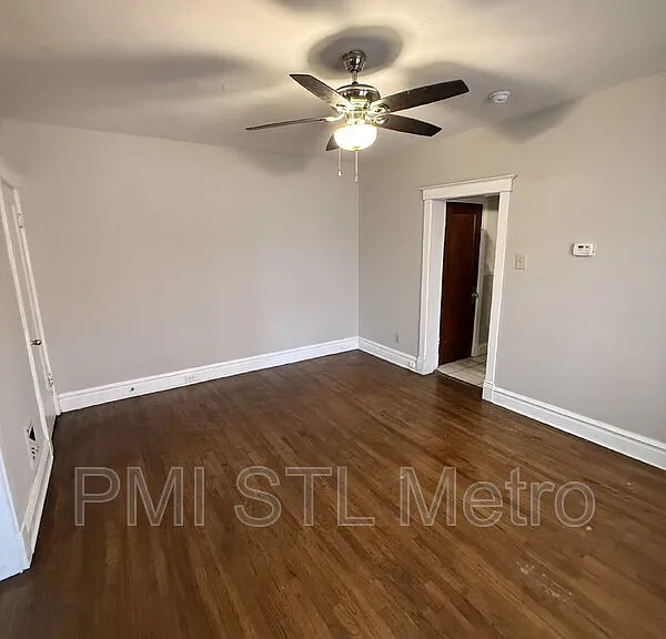 3931-3933 Oregon Ave #3931 — Photo 3