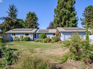 1345 Richard Ct, Independence, OR 97351