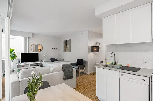 Floor plan Studio 0 Bed 1 Bath 5