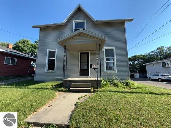 2nd image of 251 5th Ave