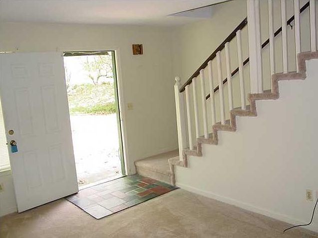 2nd image of 14 Mimosa Dr
