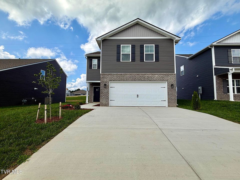 1st image of 240 Chimney View Loop