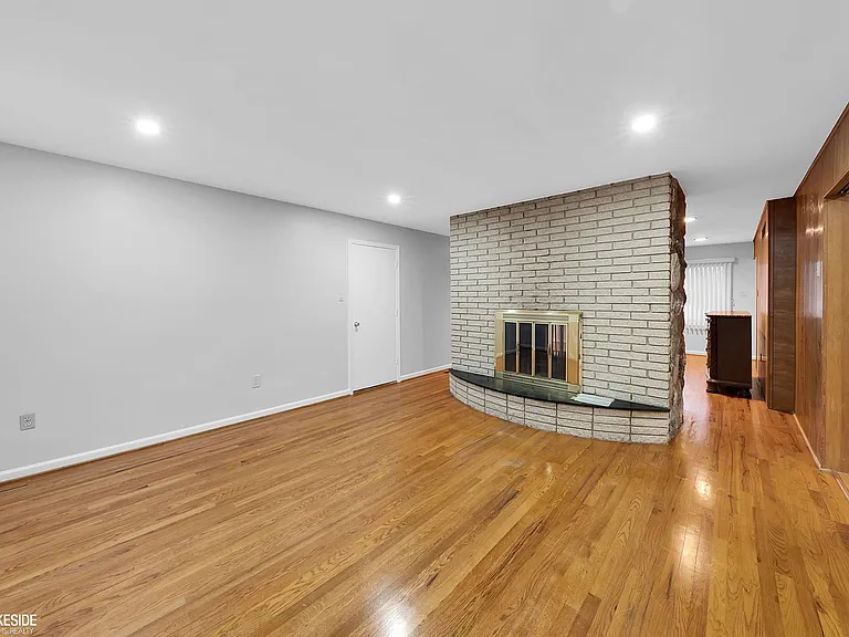 107 Bloomfield Blvd — Photo 9