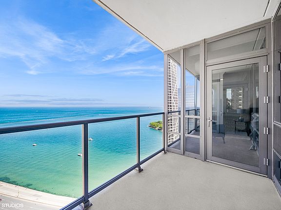 3rd image of 600 N Lake Shore Dr APT 2901