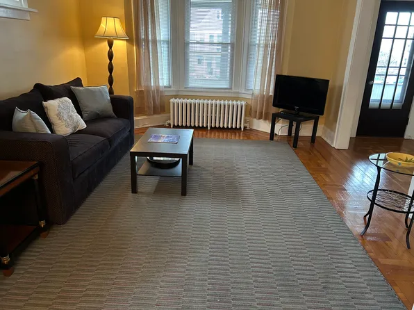 15 Woodlawn Ave #2B, Albany, NY 12208