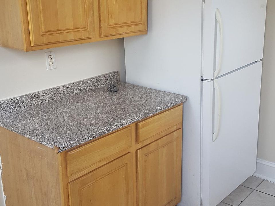 2nd image of 736 Centre St #2