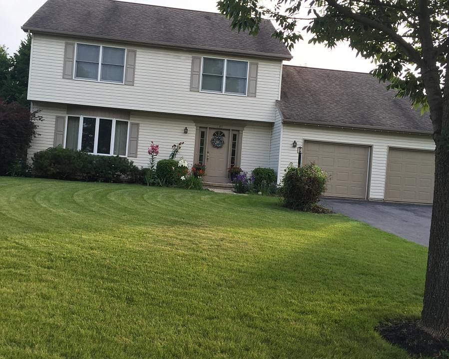1st image of 380 Farmstead Ln