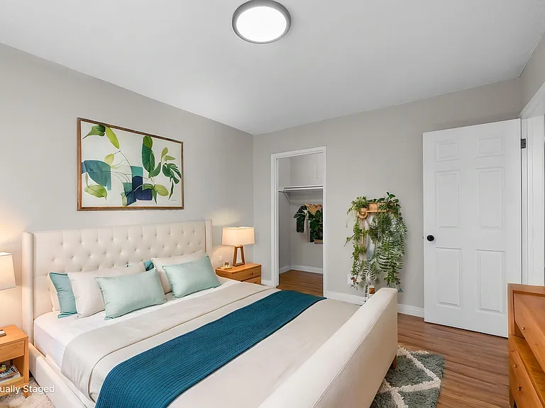207 E Flora St #207 — Photo 28