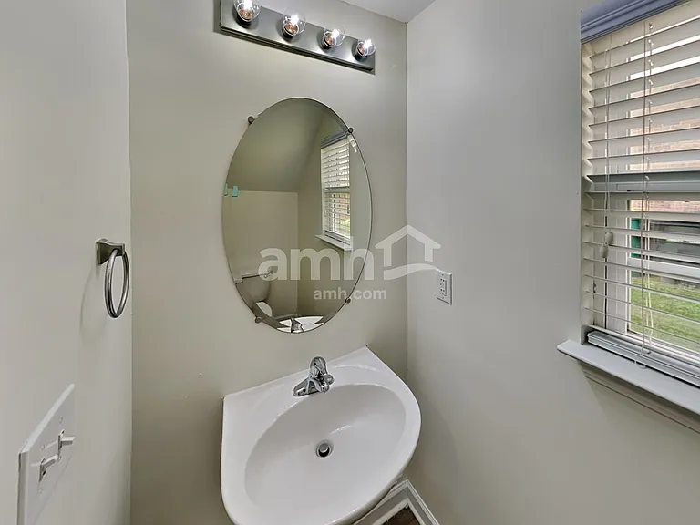 4063 Locerbie Cir — Photo 12
