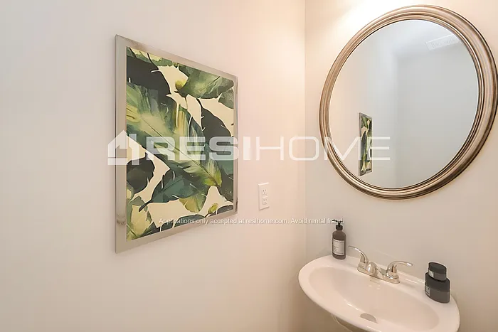 141 Wellbrook Ct NE — Photo 16