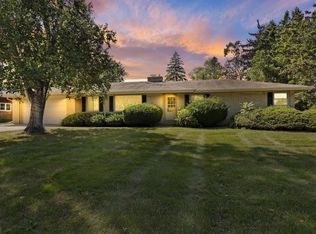 4244 Pennington Ln, Racine, WI 53403