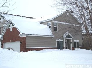 328 Heritage Trl, Circle Pines, MN 55014