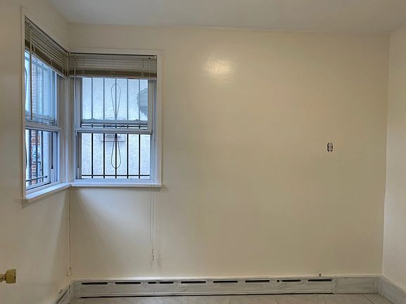 5th image of 15167 27th Ave