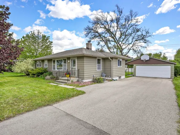 512 Prospect Rd, Waunakee, WI 53597