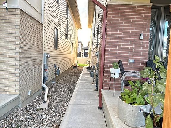 3rd image of 159 Rockmelon St #B