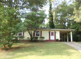 2470 Old Colony Rd, East Pt, GA 30344
