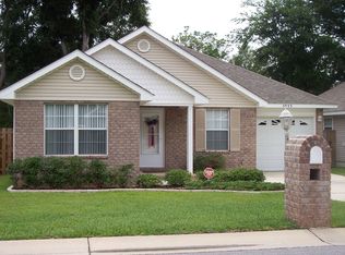 5933 Last Big Tree Ln, Pensacola, FL 32505