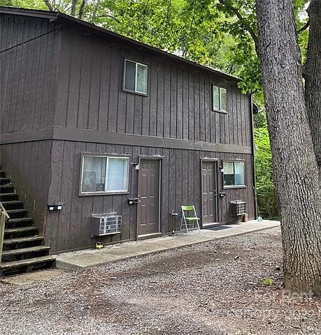 1st image of 433 3rd Avenue Dr SE