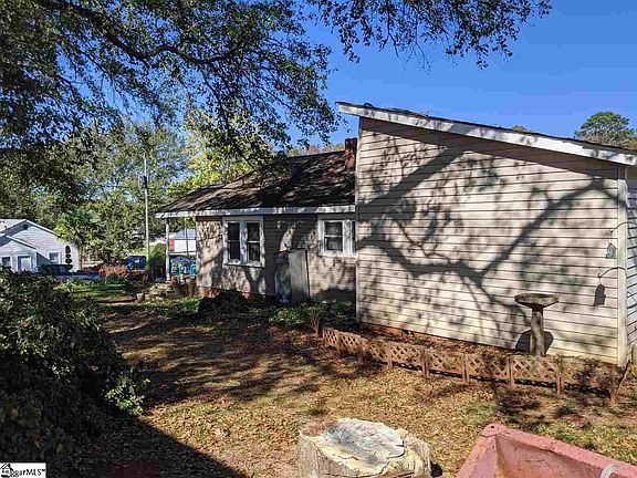 4th image of 205 Sunshine Ave