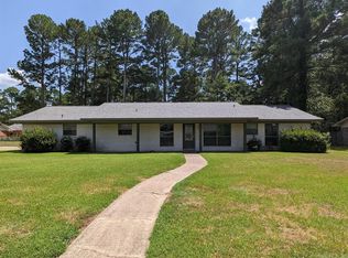 405 E 16th St, Hope, AR 71801