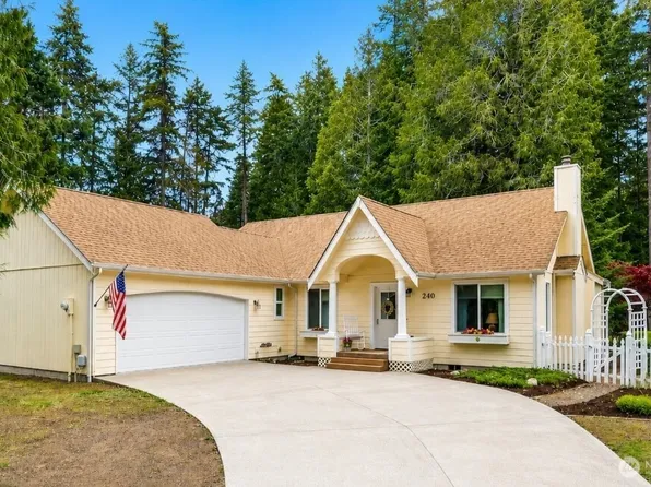 240 E Aycliffe Drive, Shelton, WA 98584