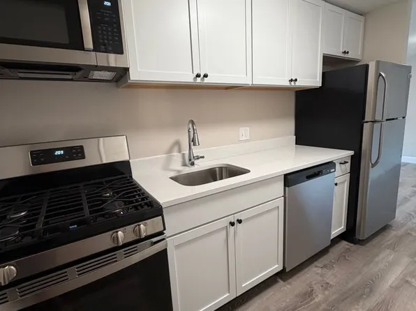 Presidential Park Condominiums, 345-381 Hildreth St #345-35, Lowell, MA 01850