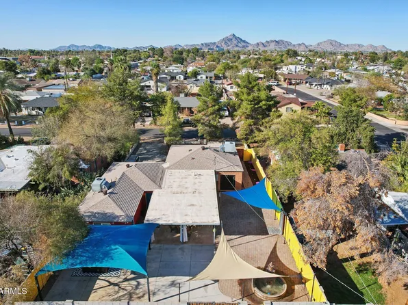 2511 E PINCHOT Avenue, Phoenix, AZ 85016