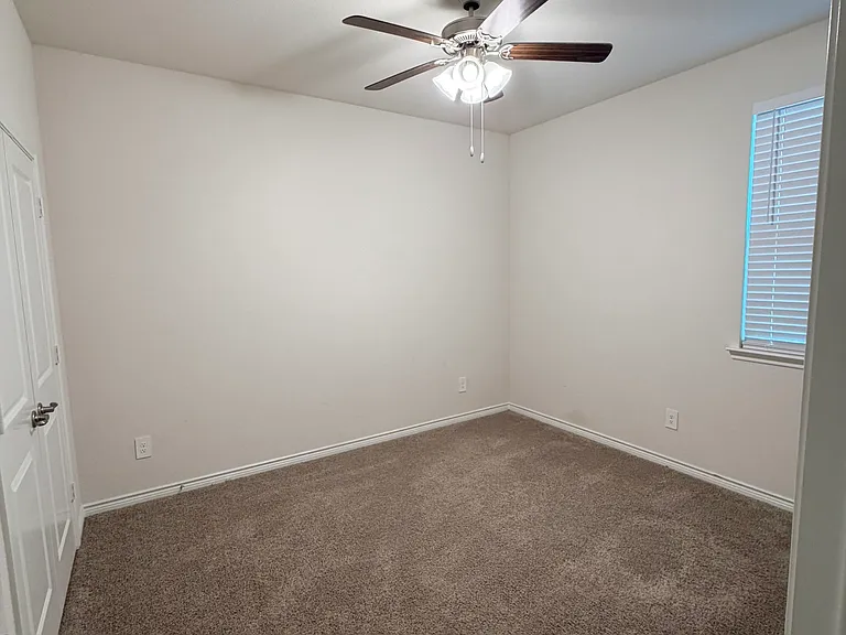 3608 Bedrock Way — Photo 6
