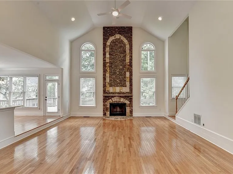 10645 Honey Brook Cir — Photo 6