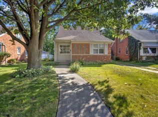 23280 Forest Ave, Oak Park, MI