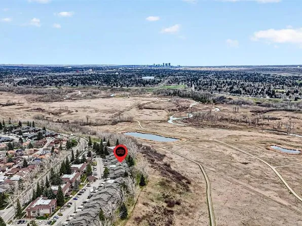 860 W Midridge Dr SE #832, Calgary, AB T2X 1K1