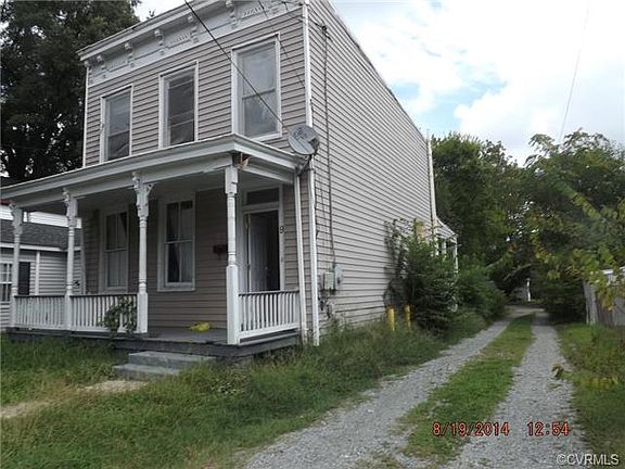 2nd image of 9 W 30th St