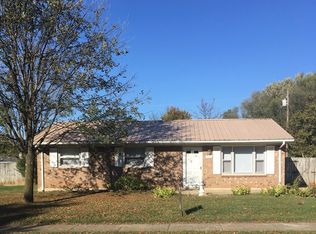 420 Winton Rd, Versailles, KY 40383