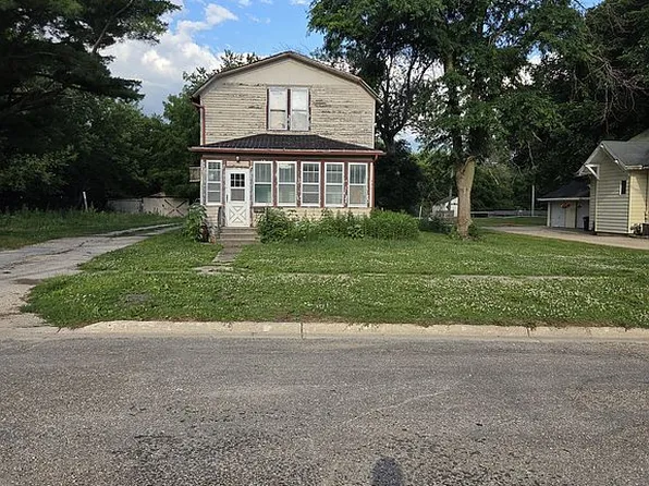 707 Grant St, Rolfe, IA 50581