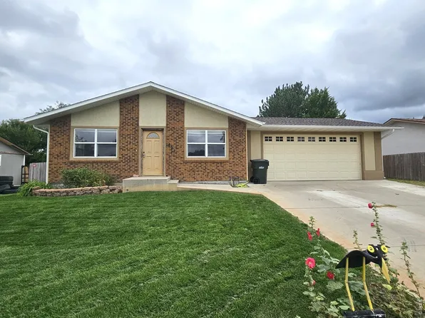821 Park St, Sterling, CO 80751